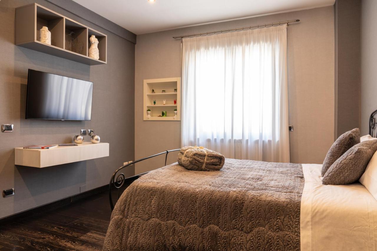 Nettuno'S Suite ナポリ エクステリア 写真